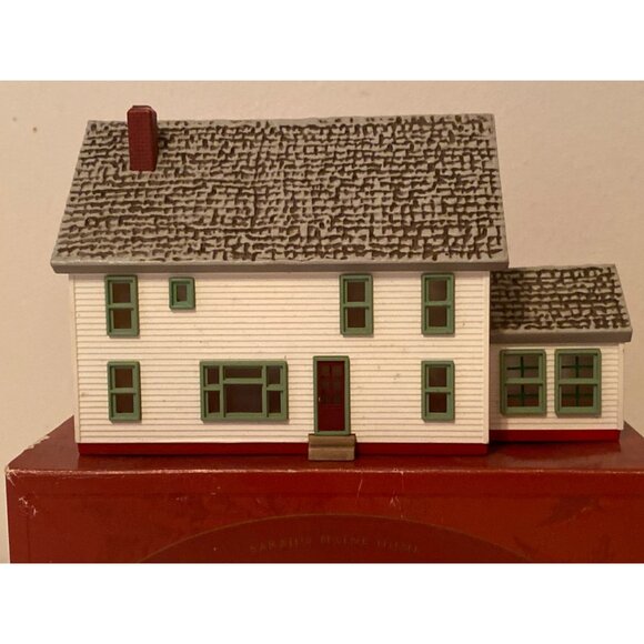 Sarah Plain and Tall LOT 4 Hallmark Holiday Christmas Village Houses 1994 - Picture 15 of 16